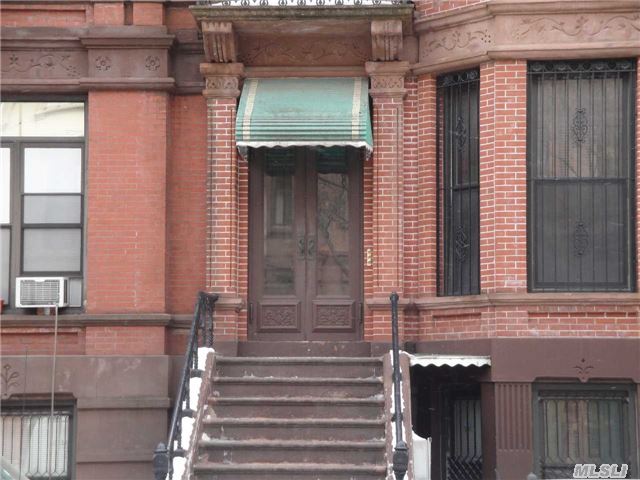 200 Hancock St Brooklyn, NY 11216