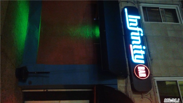 204-01 Jamaica Ave Hollis, NY 11423