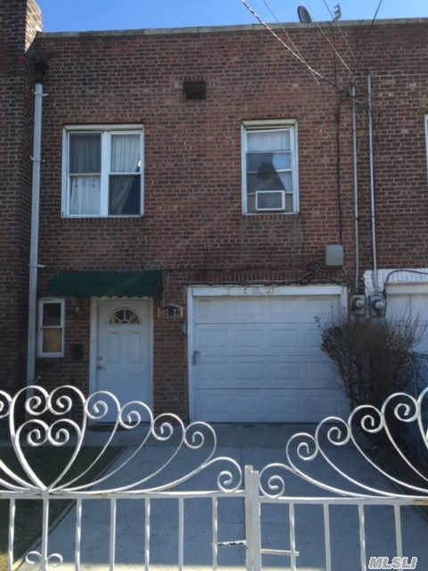 102-27 188th St Hollis, NY 11423
