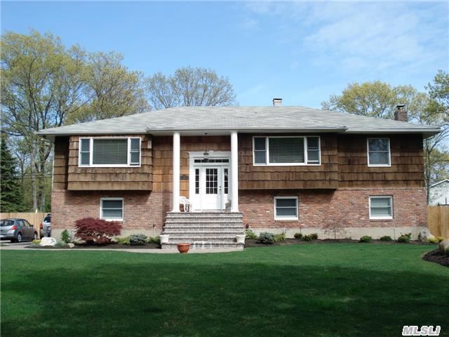 4 Wedgewood Ln E. Northport, NY 11731