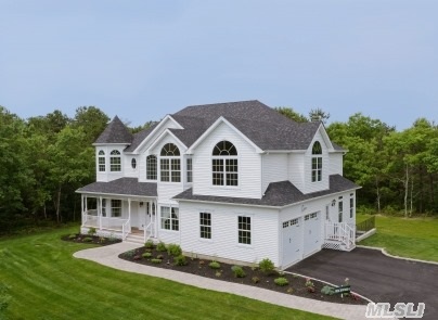 6 Crabapple Ct. Mount Sinai, NY 11766