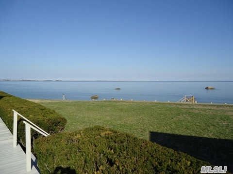 290 Cleaves Point Rd East Marion, NY 11939