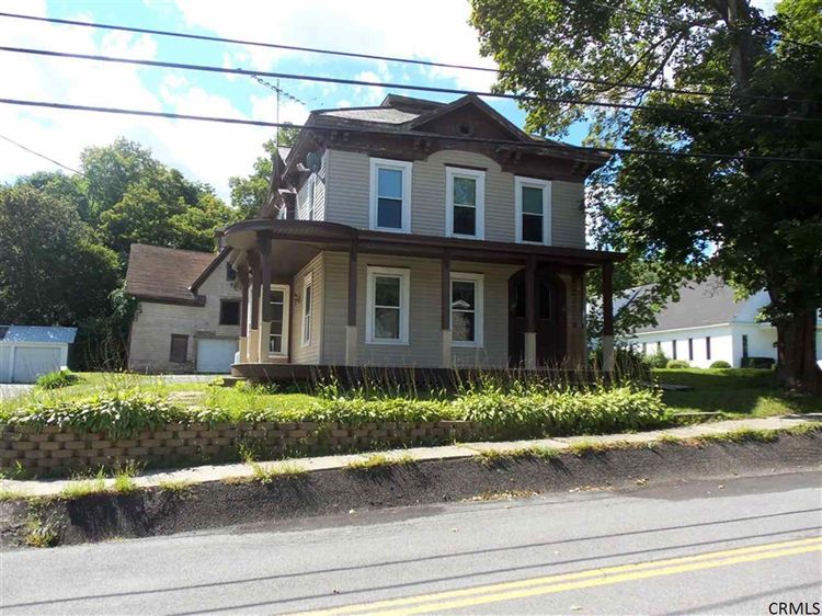 11 NORTH MAIN ST Berlin, NY 12022