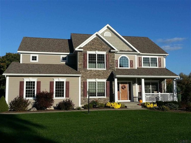 51 Addison Way Rexford, NY 12148