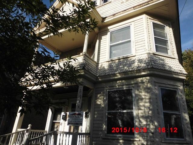 823 Locust Ave Schenectady, NY 12307