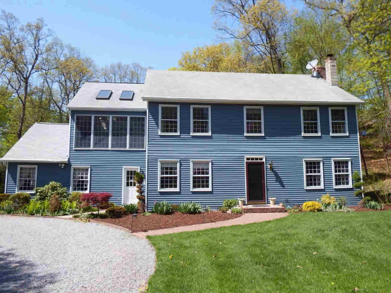 15 Mountain Pass East Fishkill, NY 12533