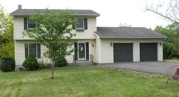 2 Orchard Knoll Crt New Paltz, NY 12561