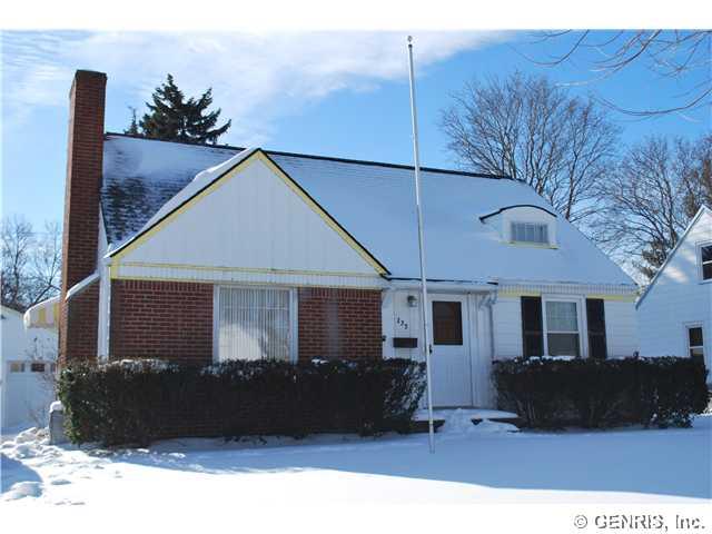 135 Glenthorne Rd Rochester, NY 14615