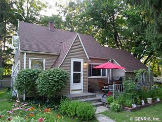 29 Riverview Dr Rochester, NY 14623
