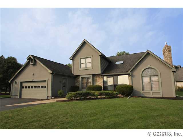 41 Windmill Trl Rochester, NY 14624