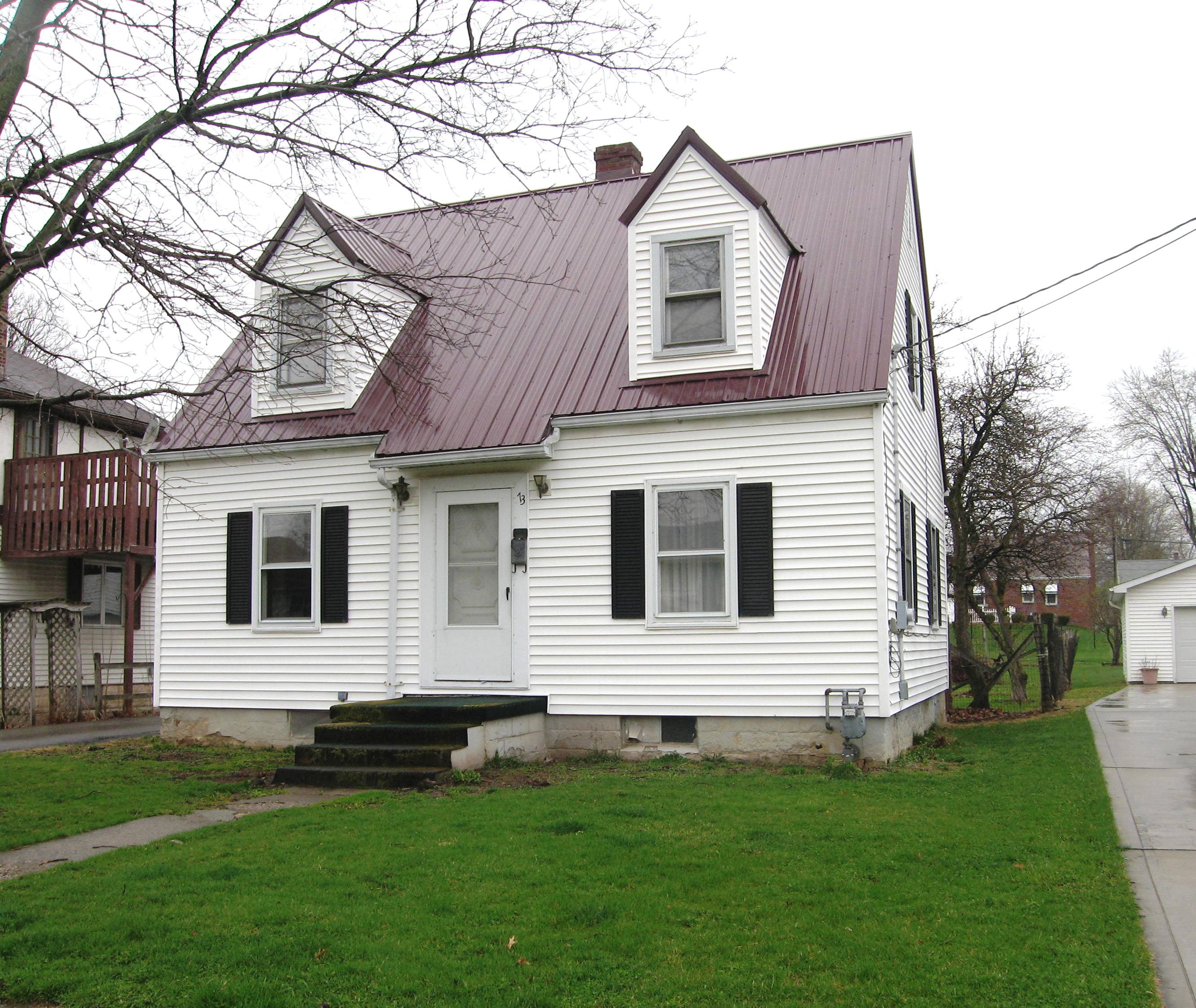 73 Raymond Avenue Shelby, OH 44875