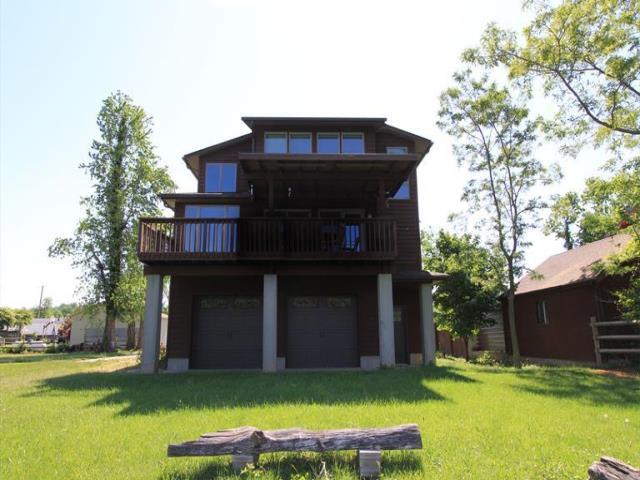 107 Water St Moscow, OH 45153