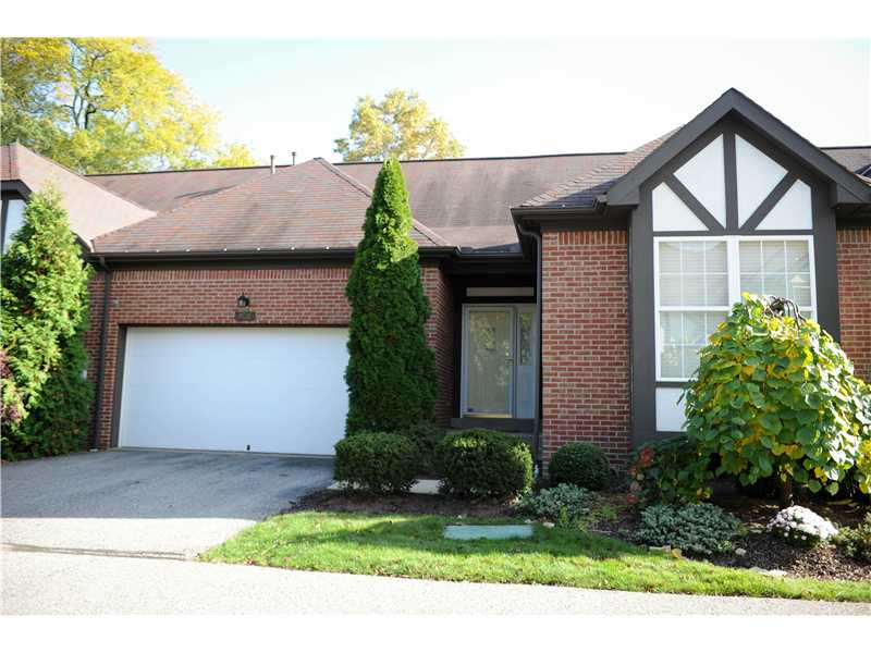 408 Kingsberry Circle Mt. Lebanon, PA 15234