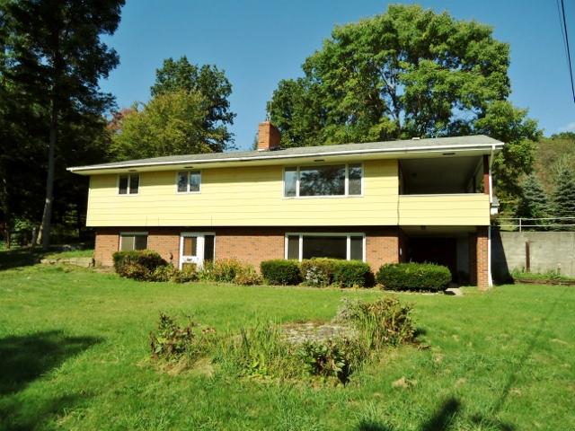 33-35 Lucks Lane Warren, PA 16365