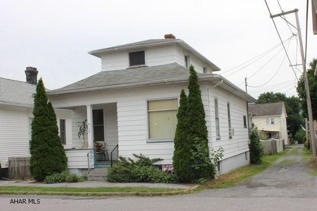 104 W 13th Ave Altoona, PA 16601