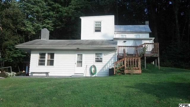 24 Mountain Street Mount Holly Springs, PA 17065