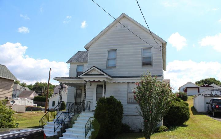 1220 Spring Street Avoca, Pa 18641 Pittston, PA 18641