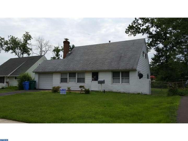 39 Prunewood Rd Levittown, PA 19056