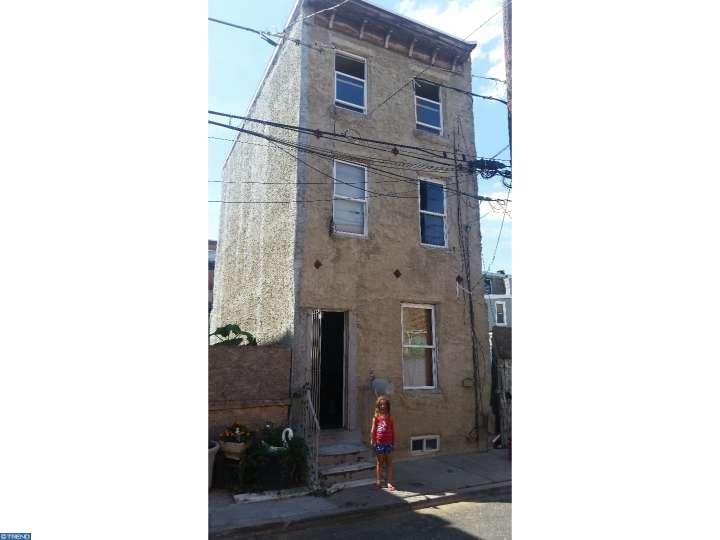 1742 Waterloo St Philadelphia, PA 19122