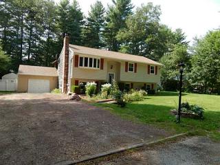 5 Partridge Dr Exeter, RI 02822