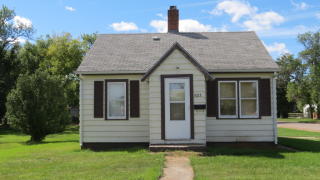 1023 E 3rd St Webster, SD 57274