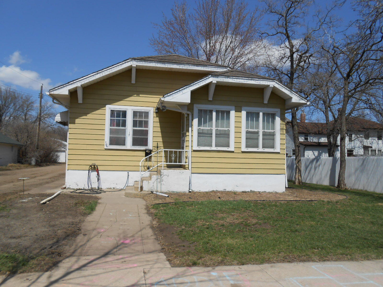 117 E 4th Ave Redfield, SD 57469