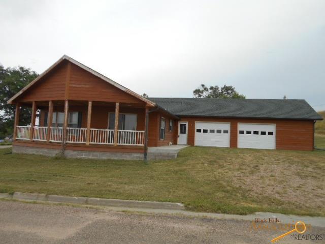 1011 Fern St Edgemont, SD 57735