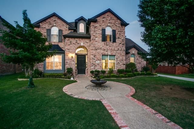 841 Winchester Drive Lewisville, TX 75056