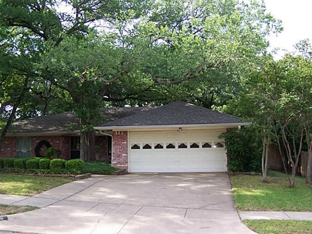 675 Springhill Drive Hurst, TX 76054