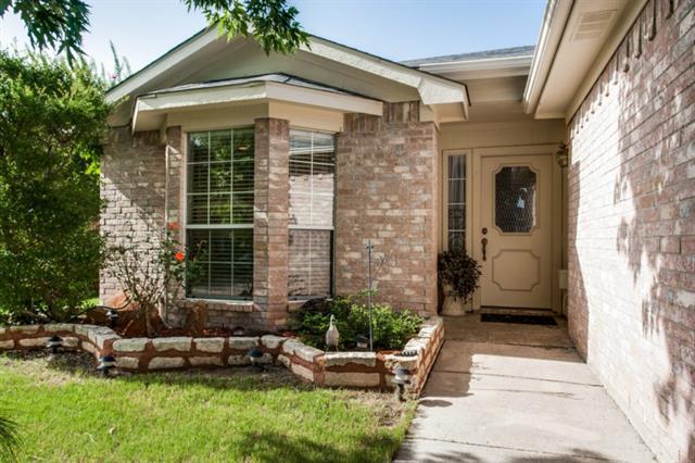 10921 Ives St Fort Worth, TX 76108