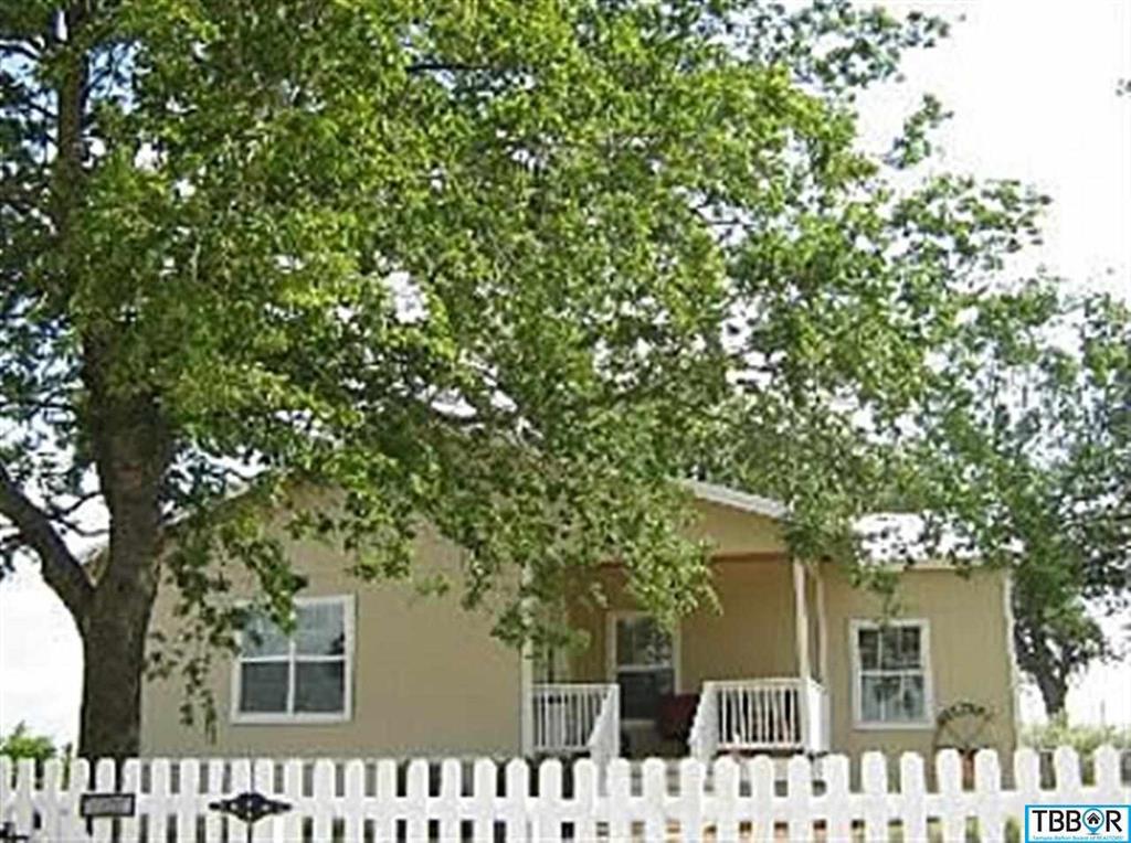 979 Old Country Rd Moody, TX 76557