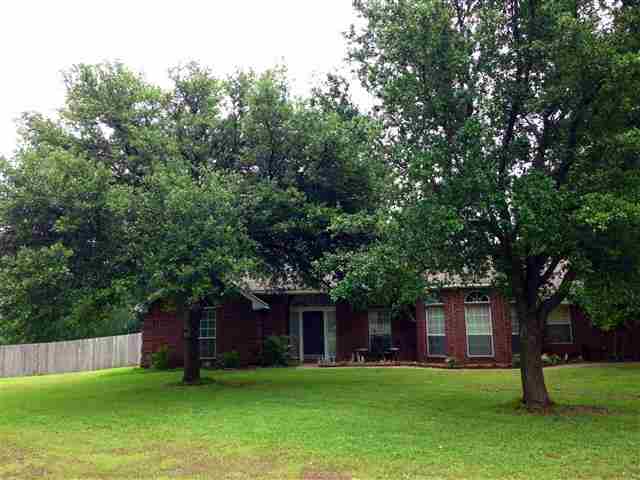 106 FOREST HAZE CIR Crawford, TX 76638