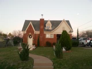 1625 N 17th St Waco, TX 76707