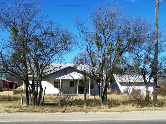 200 S 8th Street S Santa Anna, TX 76878