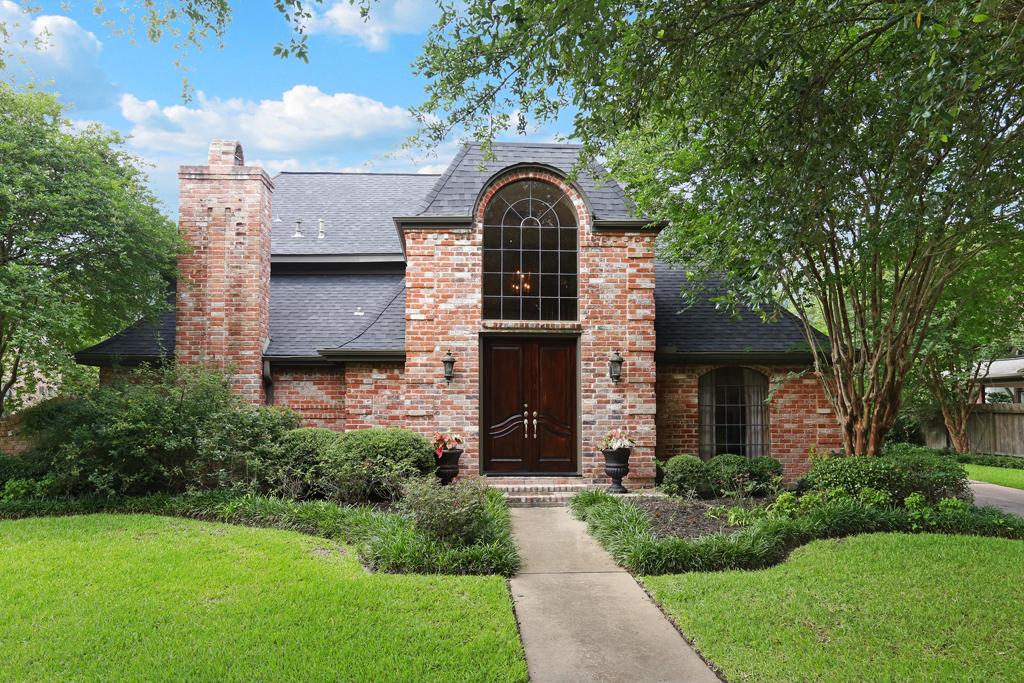 16110 Capri Houston, TX 77040