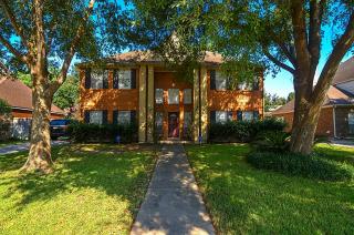 6318 Brittany Park Ln Houston, TX 77066