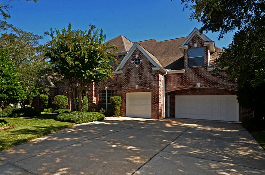 2 Windhaven Dr The Woodlands, Tx 77381 Spring, TX 77381