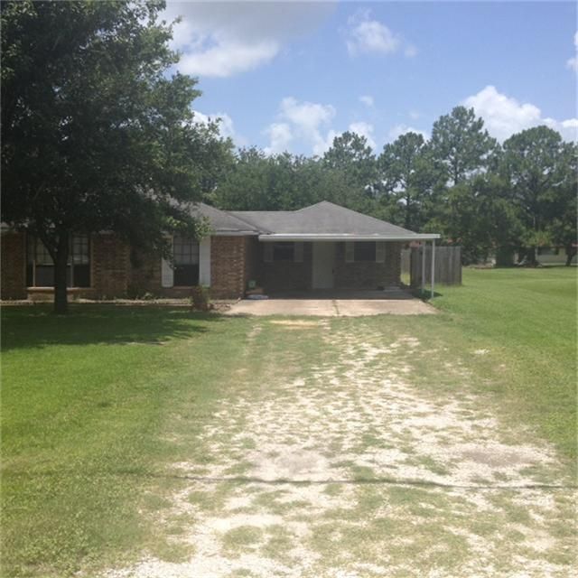 8907 CUMI ST. Highlands, TX 77562