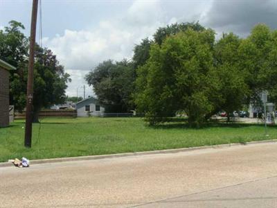 5999 32nd Street Groves, TX 77619
