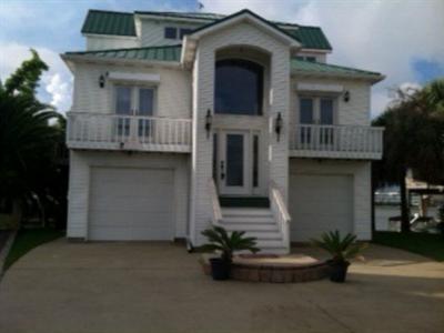 443 Island Wayu.s.a. Port Arthur, TX 77640