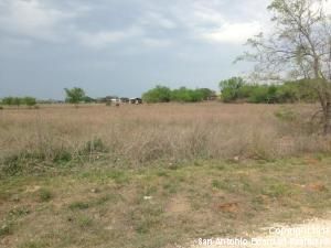 003 SAND BRANCH RD Poteet, TX 78065