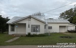 127 N Third St Harper, TX 78631