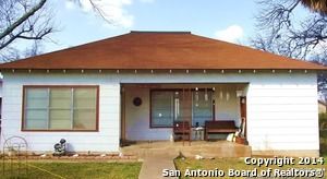 130 Anglin St Uvalde, TX 78801