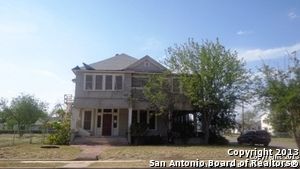 210 E 7th Del Rio, TX 78840