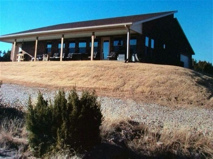 53 North Ridge Dr Justiceburg, TX 79356