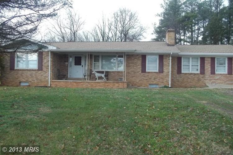 5248 GERMANTOWN RD Midland, VA 22728