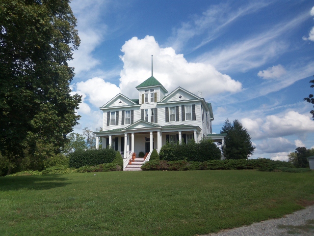 650 Sylvan Hill Road Saxe, VA 23967