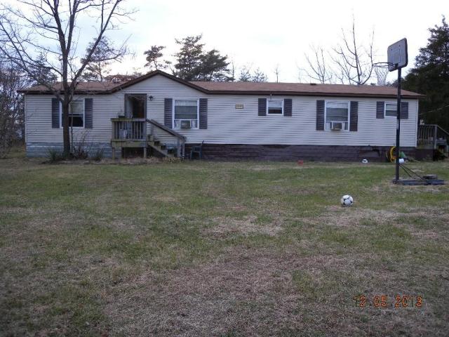 71 Cecil Lane Fincastle, VA 24090
