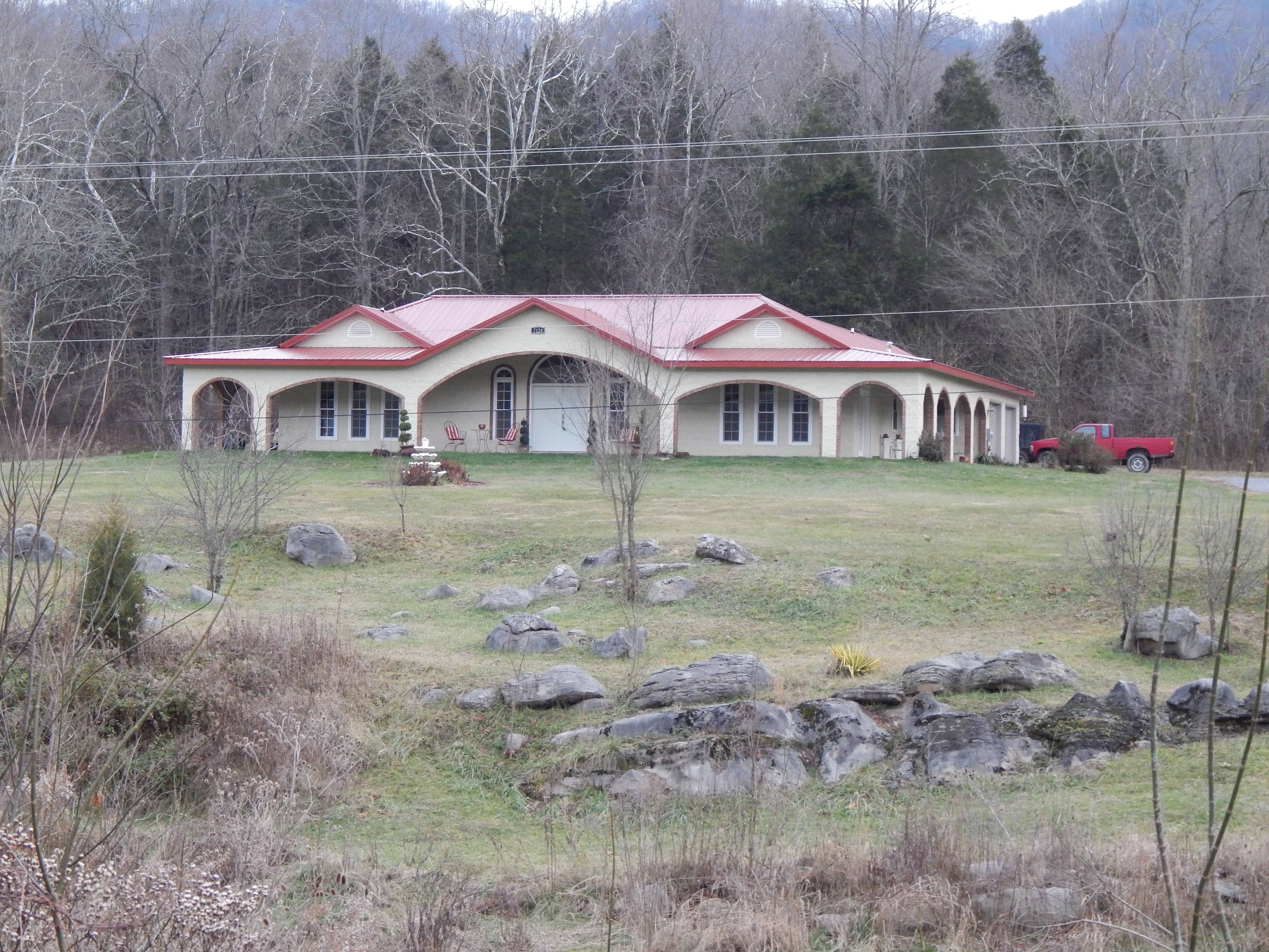 7120 Moccasin Valley Road Lebanon, VA 24266