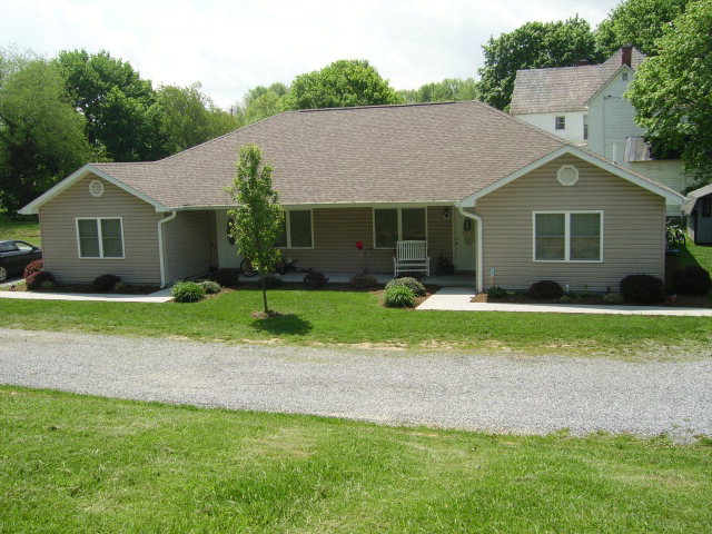 104 North Greever Street Rural Retreat, VA 24368